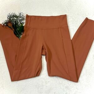 REI Co-Op Hiking Cropped Athletic Leggings - Small